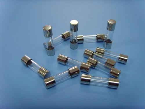 保險(xiǎn)絲的工作原理 保險(xiǎn)絲的工作原理